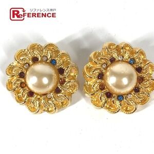 Chanel flower rhinestone faux pearl jeweled earrings gold